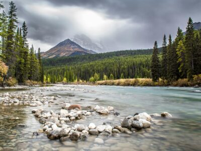 2-Day Private Taxi Service to Banff from Edmonton